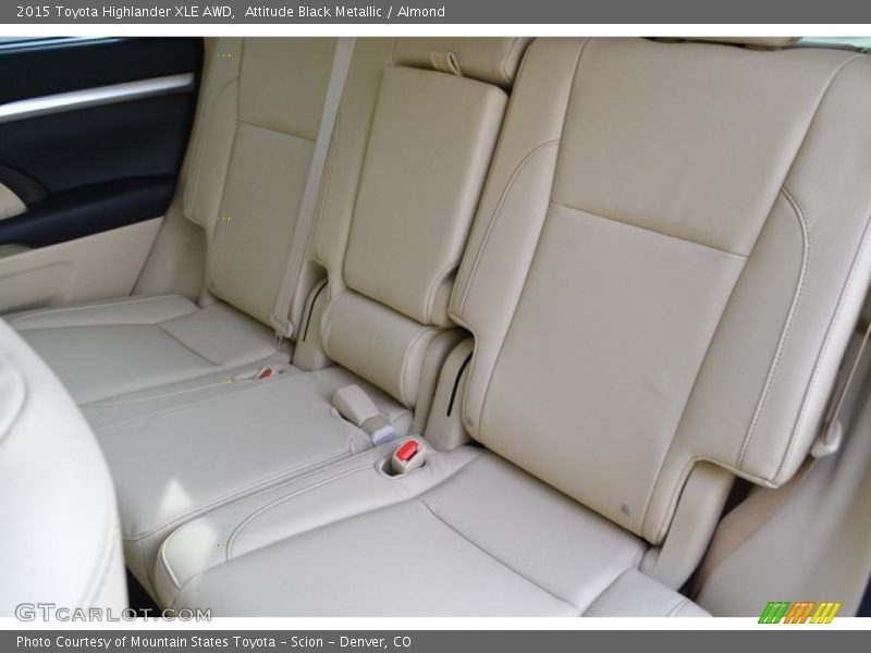 Attitude Black Metallic / Almond 2015 Toyota Highlander XLE AWD