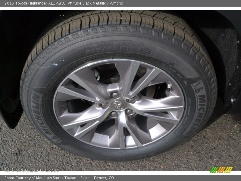 Attitude Black Metallic / Almond 2015 Toyota Highlander XLE AWD