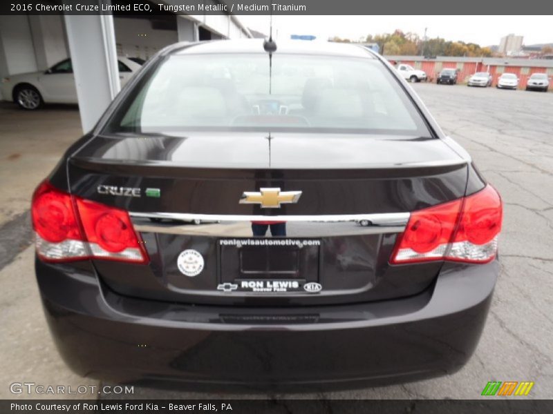 Tungsten Metallic / Medium Titanium 2016 Chevrolet Cruze Limited ECO