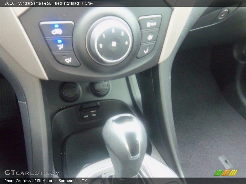 Becketts Black / Gray 2016 Hyundai Santa Fe SE