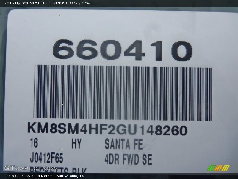 Becketts Black / Gray 2016 Hyundai Santa Fe SE