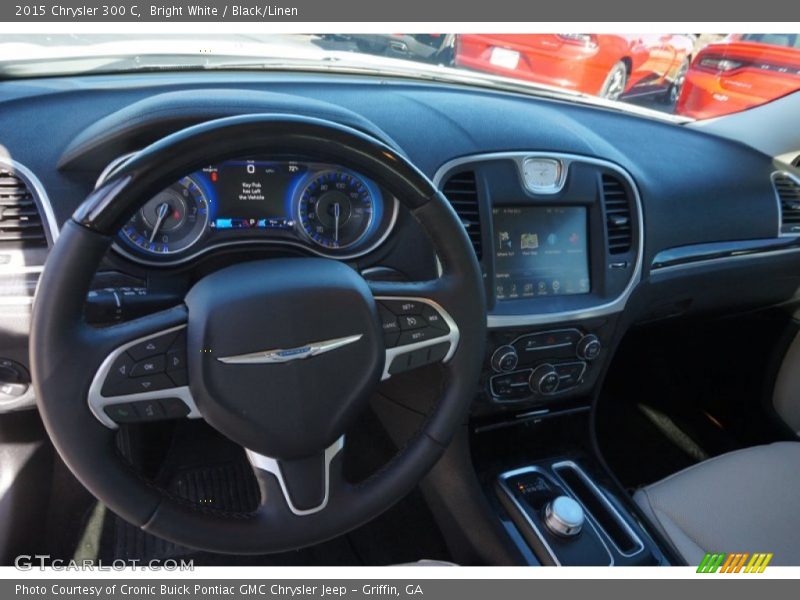 Bright White / Black/Linen 2015 Chrysler 300 C