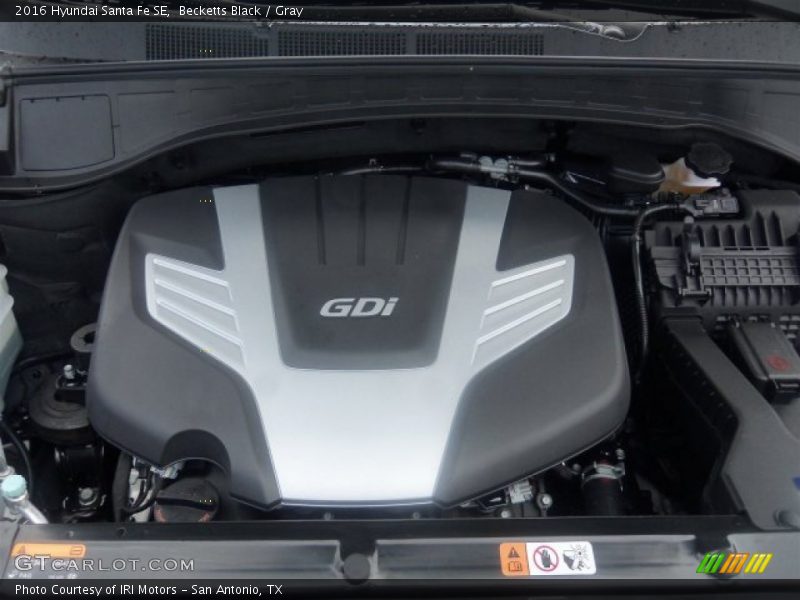 Becketts Black / Gray 2016 Hyundai Santa Fe SE