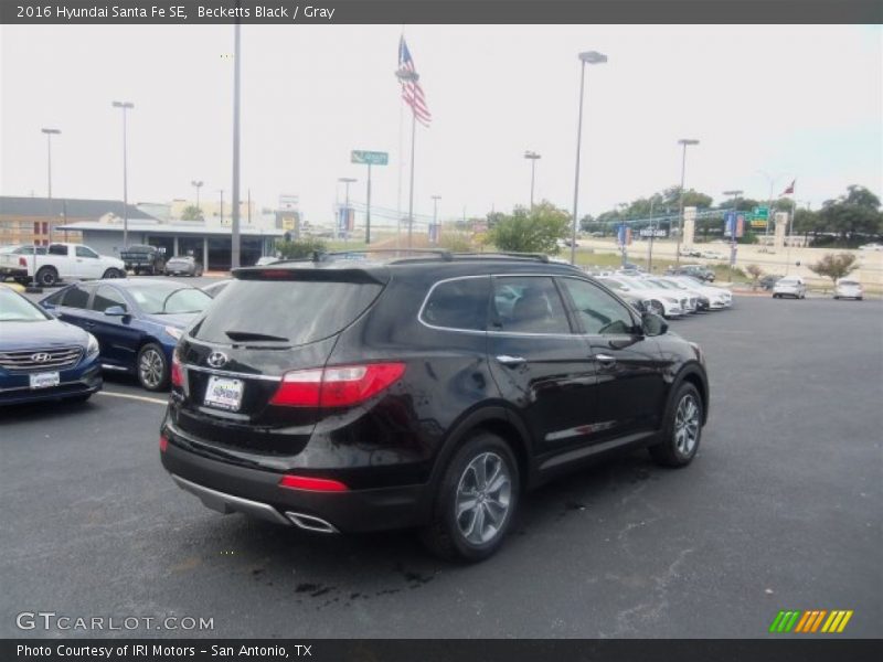 Becketts Black / Gray 2016 Hyundai Santa Fe SE