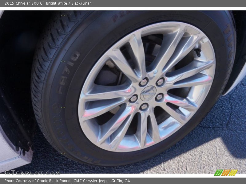 Bright White / Black/Linen 2015 Chrysler 300 C
