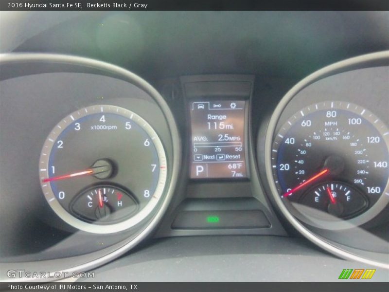 Becketts Black / Gray 2016 Hyundai Santa Fe SE