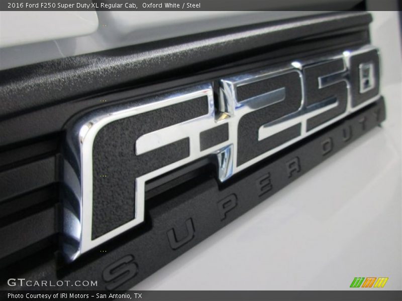 Oxford White / Steel 2016 Ford F250 Super Duty XL Regular Cab