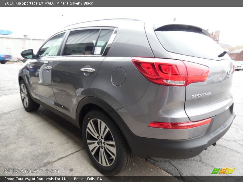 Mineral Silver / Black 2016 Kia Sportage EX AWD