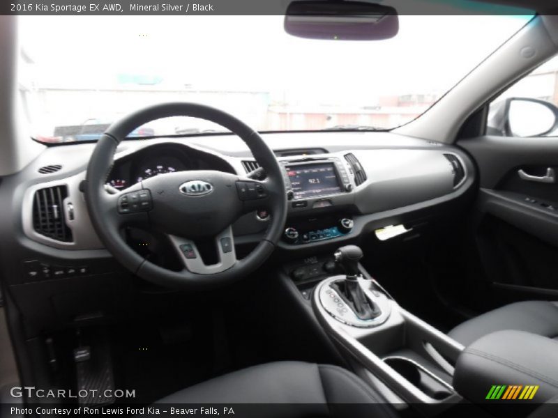 Mineral Silver / Black 2016 Kia Sportage EX AWD