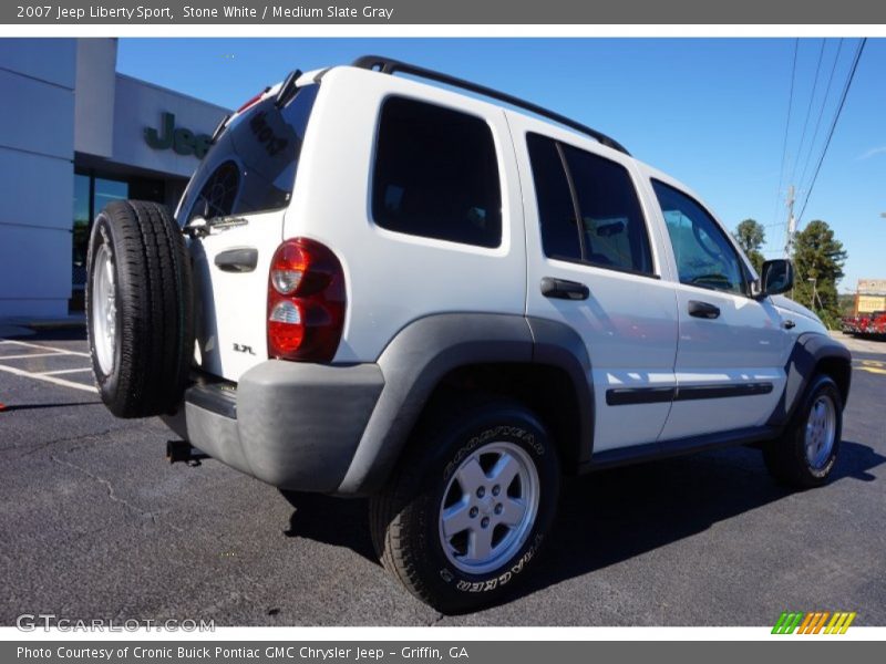 Stone White / Medium Slate Gray 2007 Jeep Liberty Sport