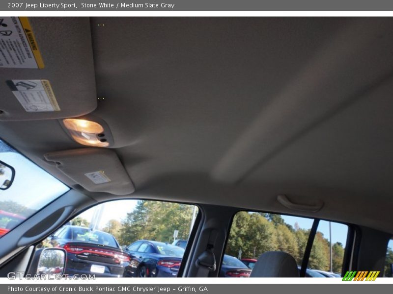 Stone White / Medium Slate Gray 2007 Jeep Liberty Sport