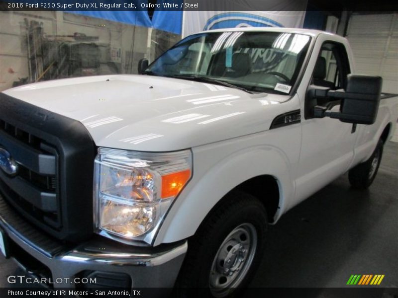 Oxford White / Steel 2016 Ford F250 Super Duty XL Regular Cab