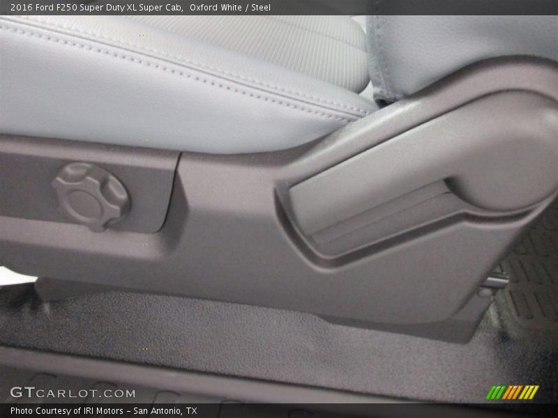 Oxford White / Steel 2016 Ford F250 Super Duty XL Super Cab