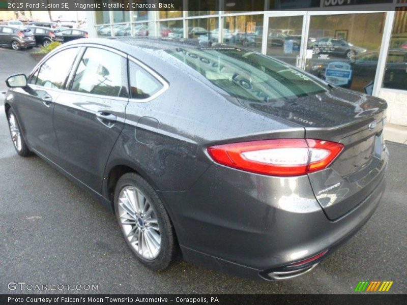 Magnetic Metallic / Charcoal Black 2015 Ford Fusion SE
