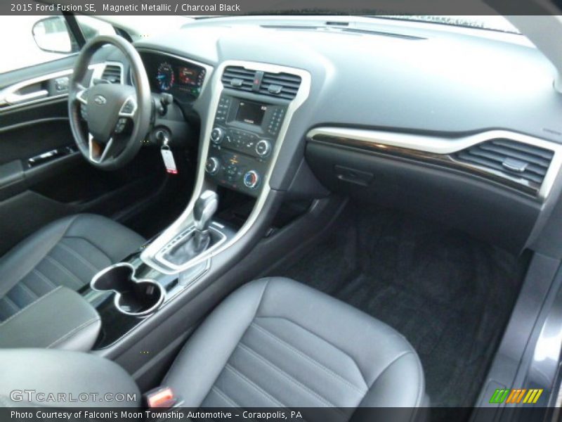 Magnetic Metallic / Charcoal Black 2015 Ford Fusion SE