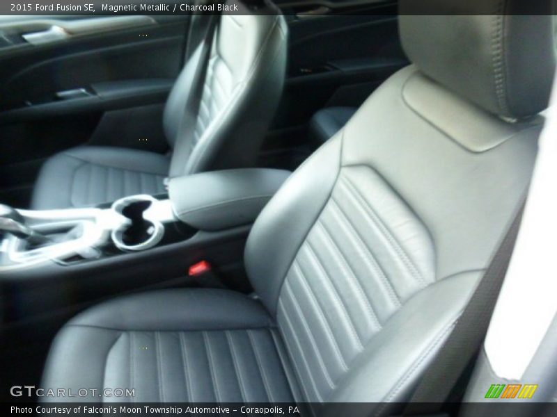 Magnetic Metallic / Charcoal Black 2015 Ford Fusion SE
