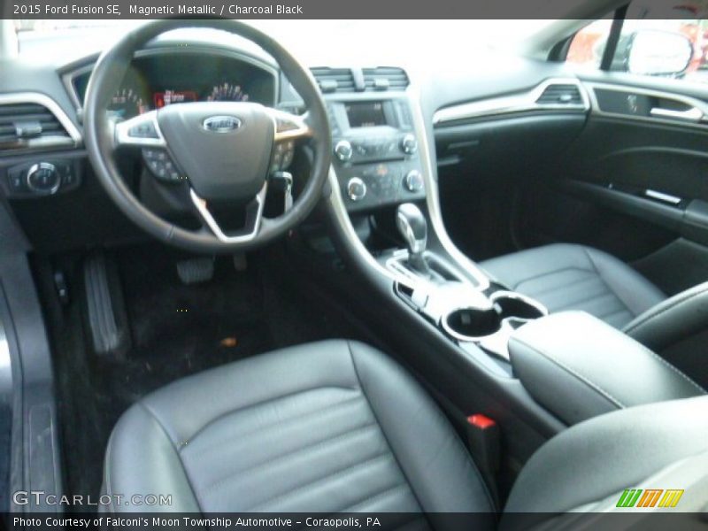Magnetic Metallic / Charcoal Black 2015 Ford Fusion SE