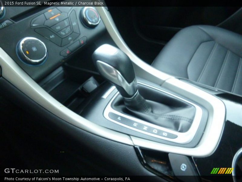Magnetic Metallic / Charcoal Black 2015 Ford Fusion SE