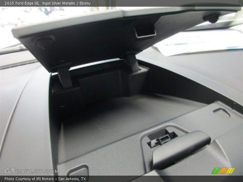 Ingot Silver Metallic / Ebony 2015 Ford Edge SE