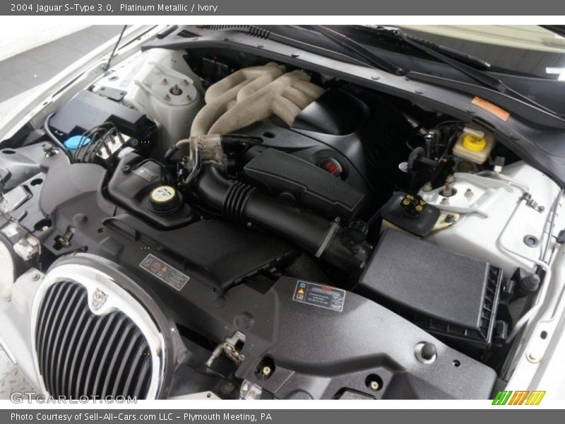 Platinum Metallic / Ivory 2004 Jaguar S-Type 3.0