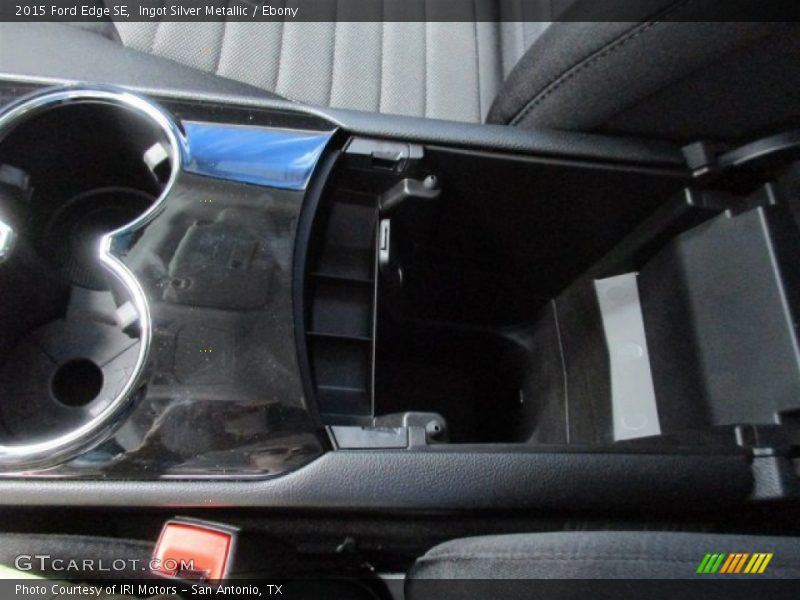 Ingot Silver Metallic / Ebony 2015 Ford Edge SE