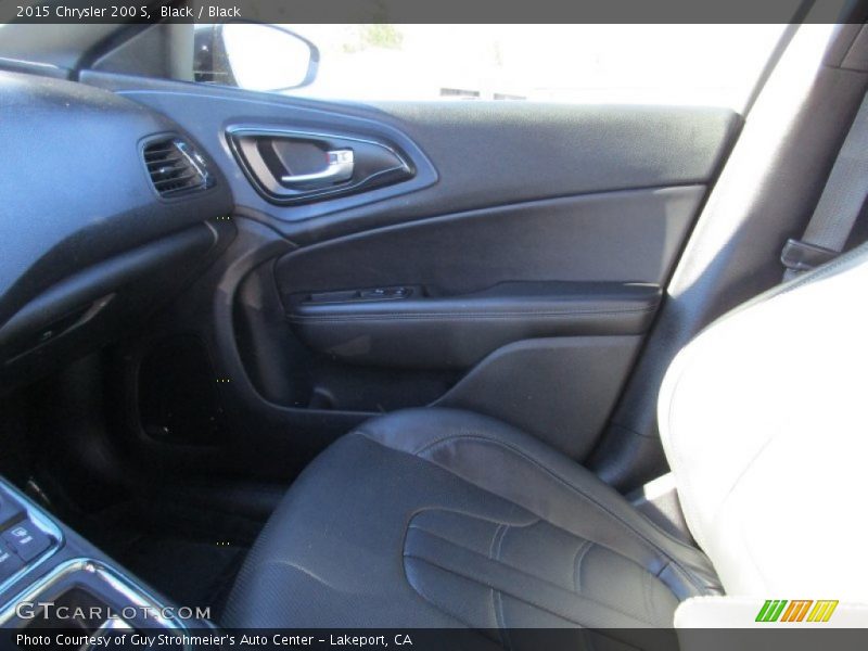 Black / Black 2015 Chrysler 200 S