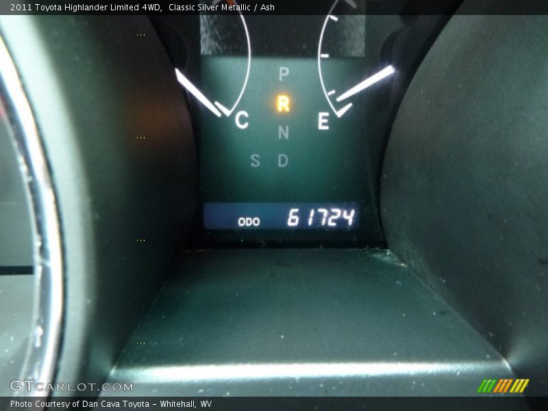 Classic Silver Metallic / Ash 2011 Toyota Highlander Limited 4WD