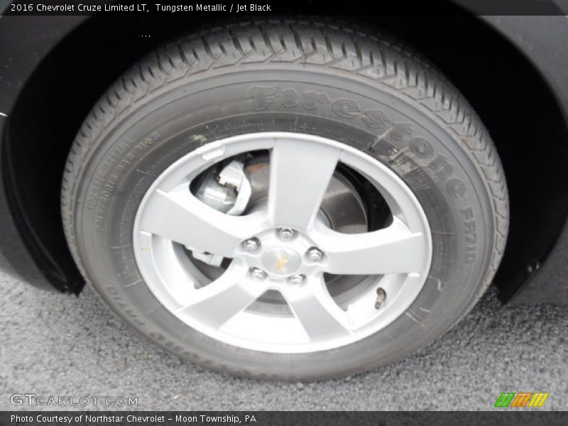 Tungsten Metallic / Jet Black 2016 Chevrolet Cruze Limited LT