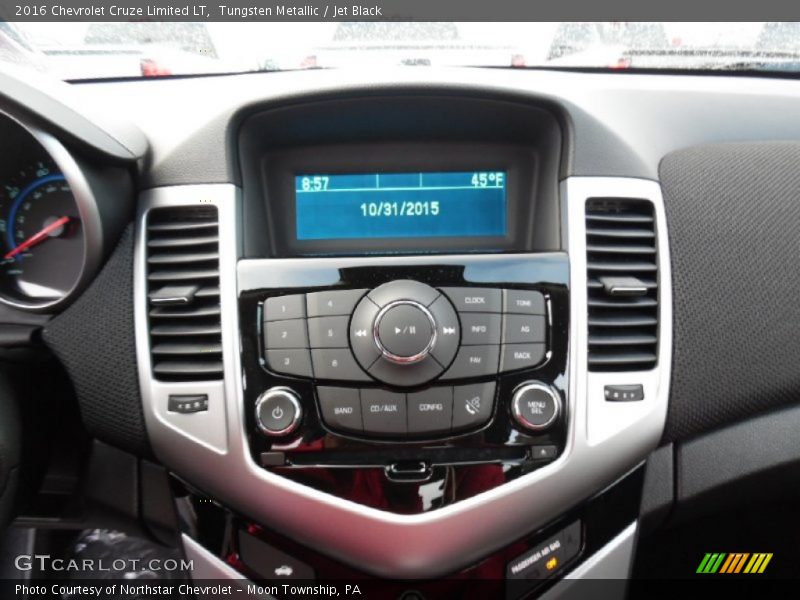 Tungsten Metallic / Jet Black 2016 Chevrolet Cruze Limited LT