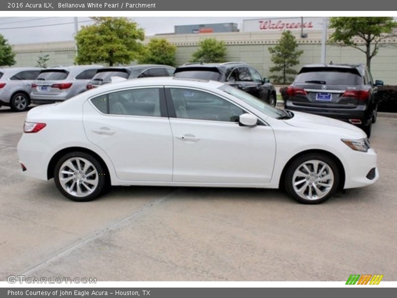 Bellanova White Pearl / Parchment 2016 Acura ILX