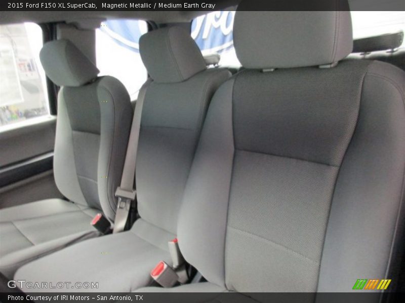 Magnetic Metallic / Medium Earth Gray 2015 Ford F150 XL SuperCab
