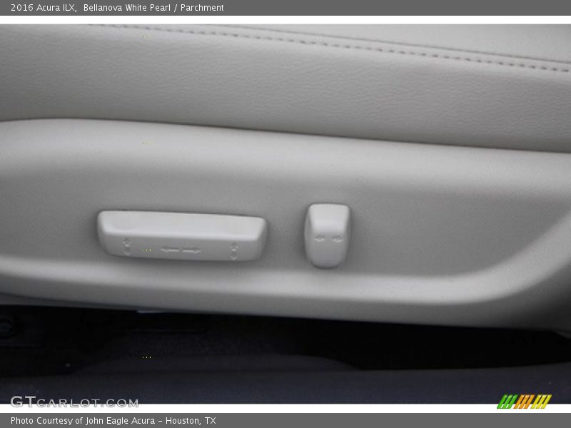 Bellanova White Pearl / Parchment 2016 Acura ILX