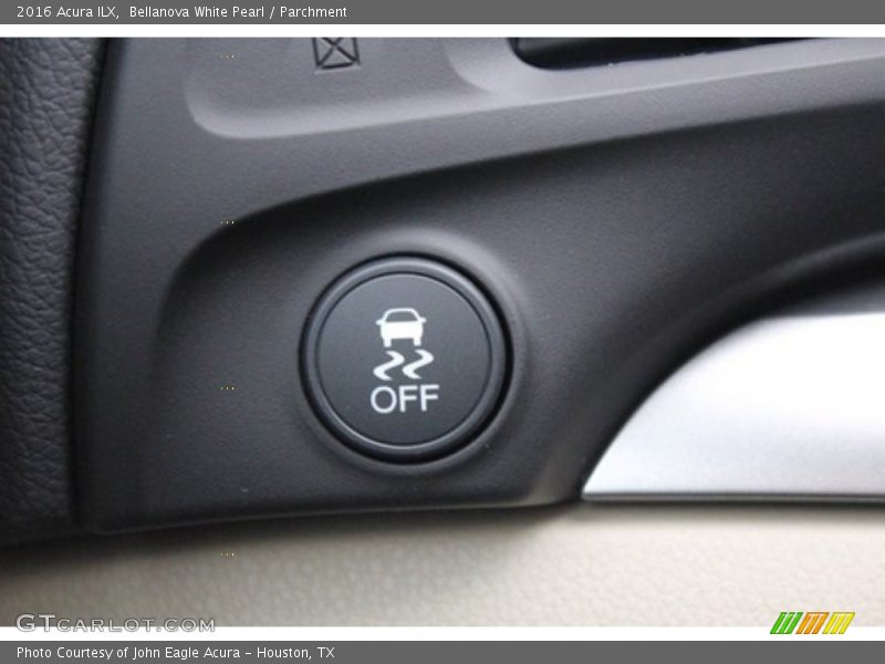 Bellanova White Pearl / Parchment 2016 Acura ILX