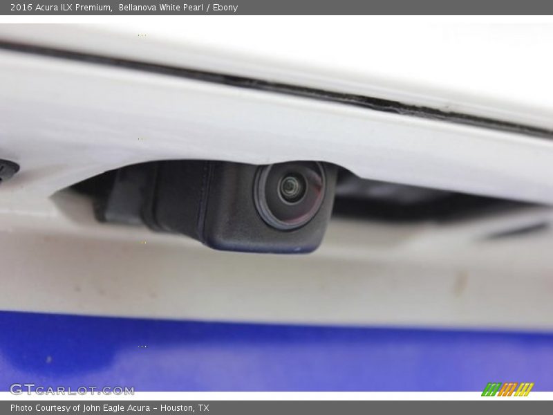Bellanova White Pearl / Ebony 2016 Acura ILX Premium