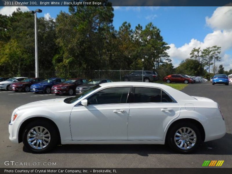 Bright White / Black/Light Frost Beige 2011 Chrysler 300