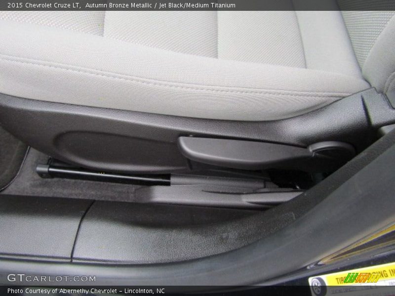 Autumn Bronze Metallic / Jet Black/Medium Titanium 2015 Chevrolet Cruze LT