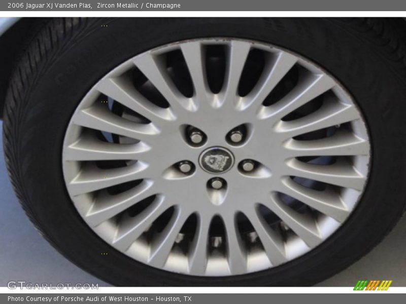 Zircon Metallic / Champagne 2006 Jaguar XJ Vanden Plas