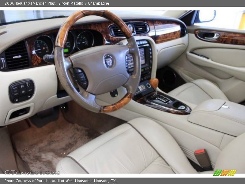 Zircon Metallic / Champagne 2006 Jaguar XJ Vanden Plas