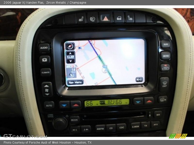 Zircon Metallic / Champagne 2006 Jaguar XJ Vanden Plas