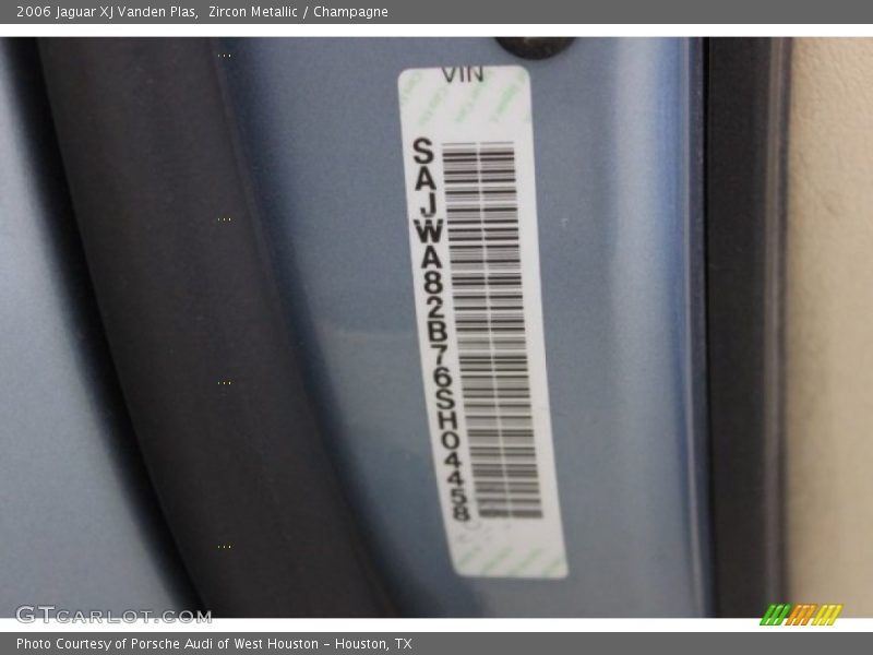 Zircon Metallic / Champagne 2006 Jaguar XJ Vanden Plas