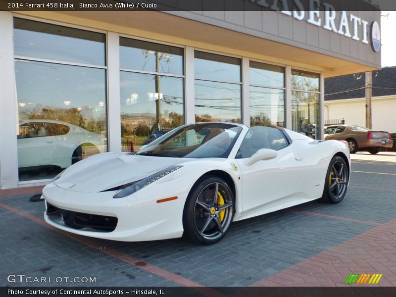 Front 3/4 View of 2014 458 Italia