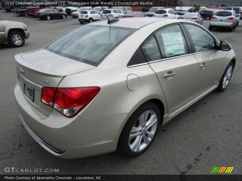 Champagne Silver Metallic / Cocoa/Light Neutral 2016 Chevrolet Cruze Limited LTZ