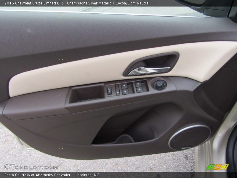 Champagne Silver Metallic / Cocoa/Light Neutral 2016 Chevrolet Cruze Limited LTZ