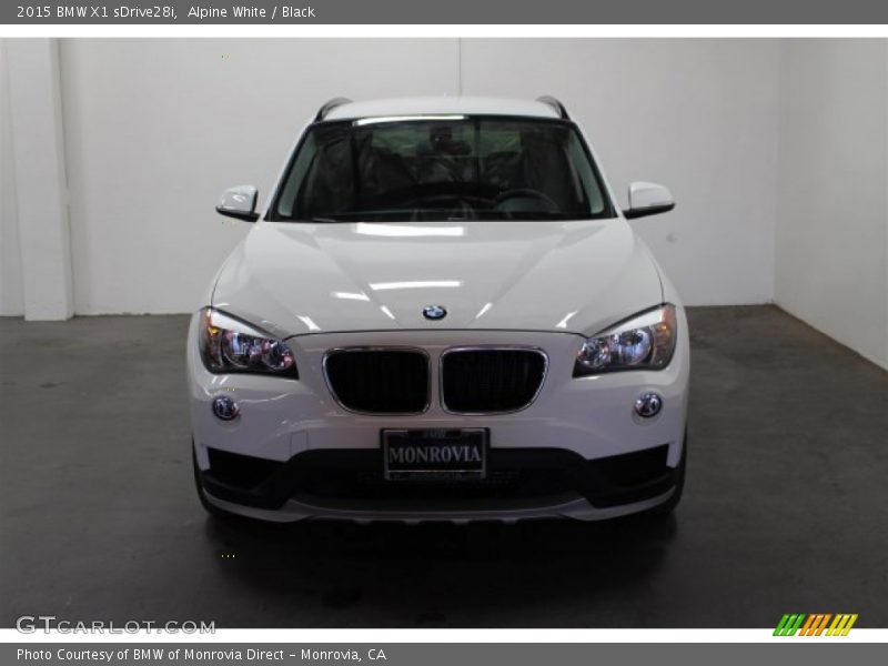 Alpine White / Black 2015 BMW X1 sDrive28i