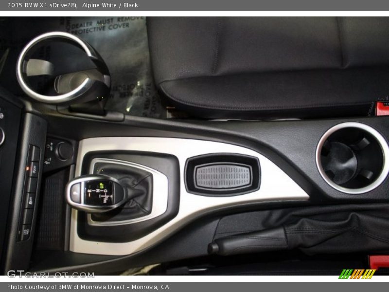 Alpine White / Black 2015 BMW X1 sDrive28i