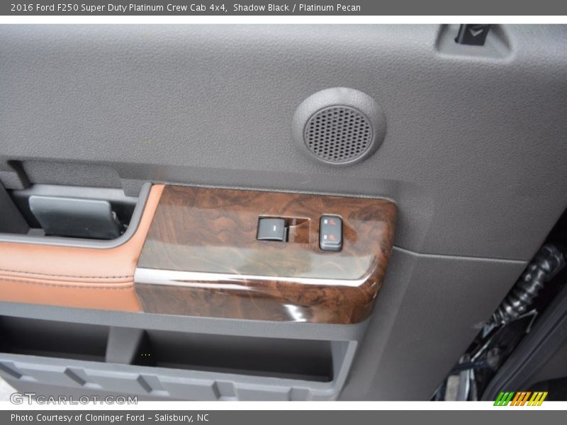 Shadow Black / Platinum Pecan 2016 Ford F250 Super Duty Platinum Crew Cab 4x4