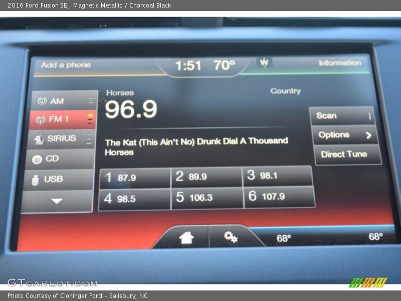 Magnetic Metallic / Charcoal Black 2016 Ford Fusion SE