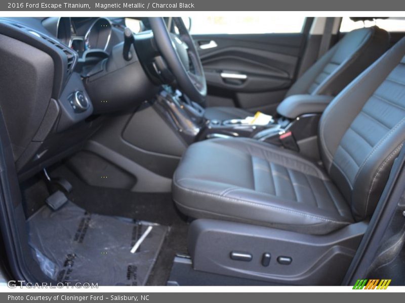Magnetic Metallic / Charcoal Black 2016 Ford Escape Titanium