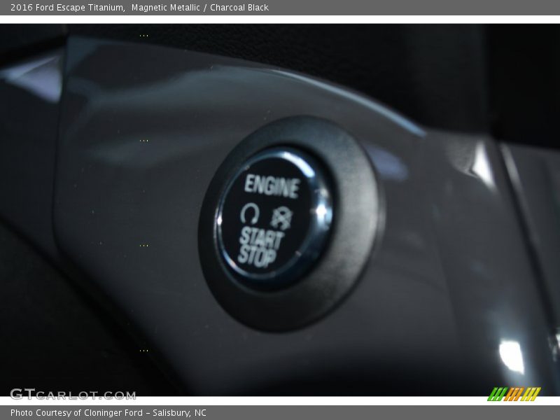 Magnetic Metallic / Charcoal Black 2016 Ford Escape Titanium