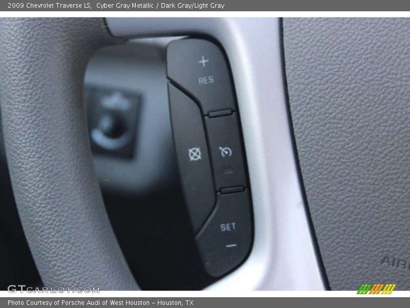 Cyber Gray Metallic / Dark Gray/Light Gray 2009 Chevrolet Traverse LS